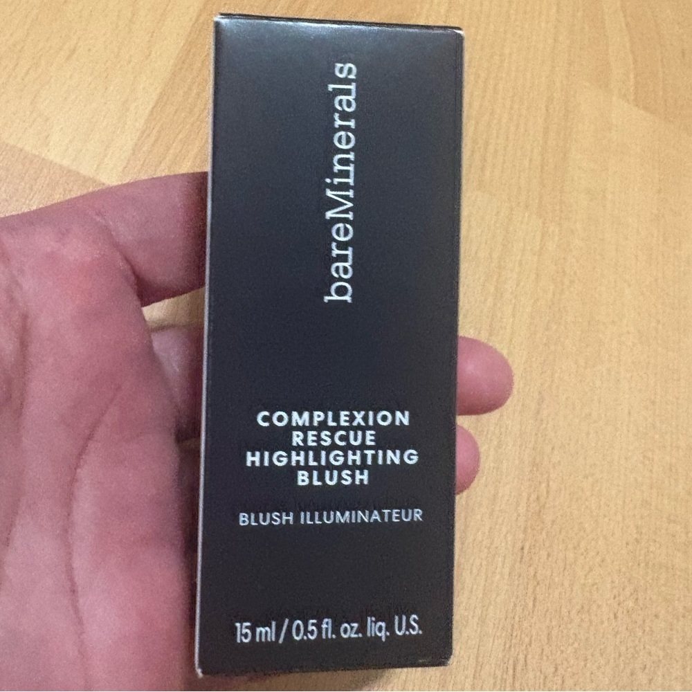 bareMinerals Complexion Rescue Highlighting Blush in PEACH GLOW Factory Sealed.